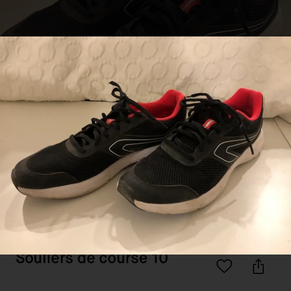 SOLD - DECATHLON Running shoes - Picture 2 of 3